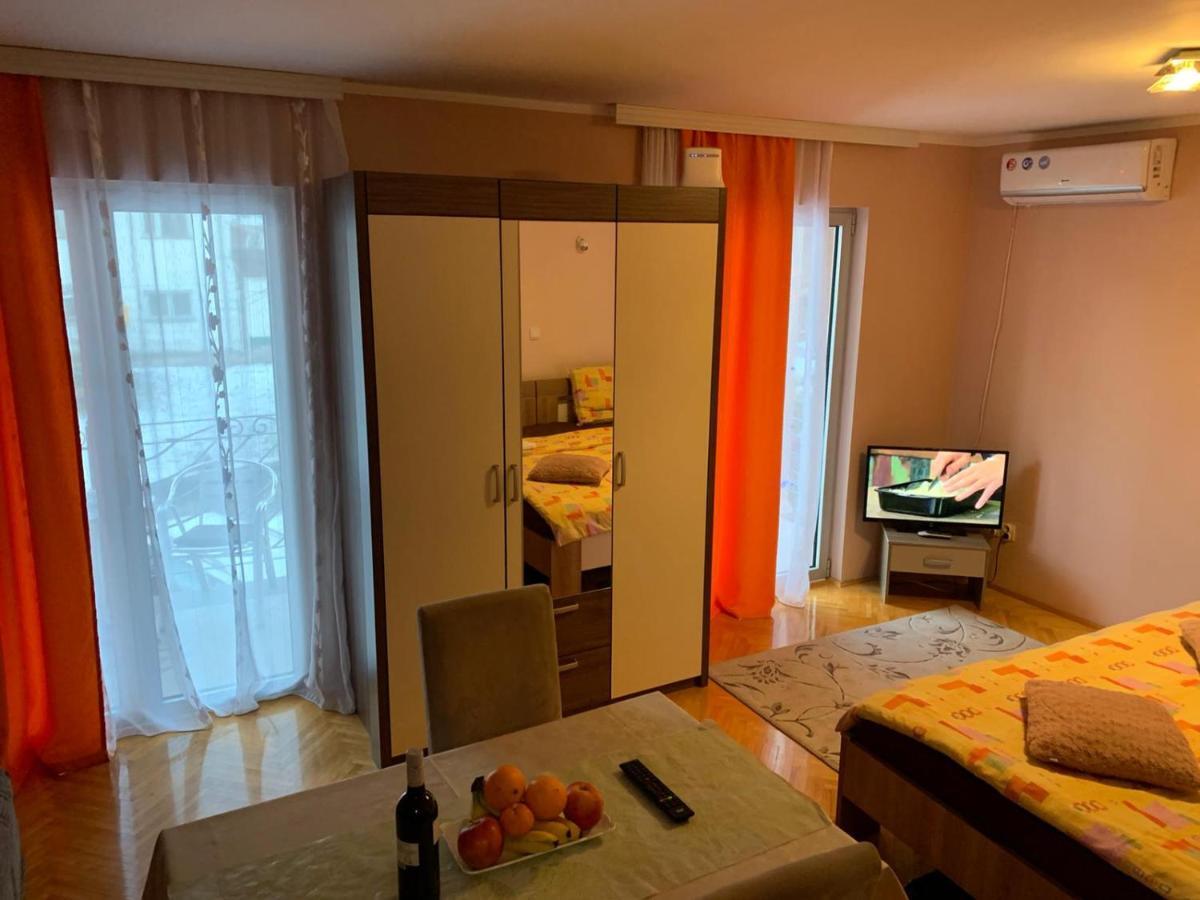 Apartmani Micic วรินรัชกา บานยา ภายนอก รูปภาพ